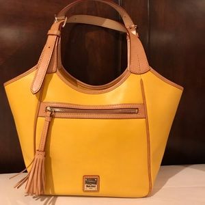 Dooney & Bourke bag